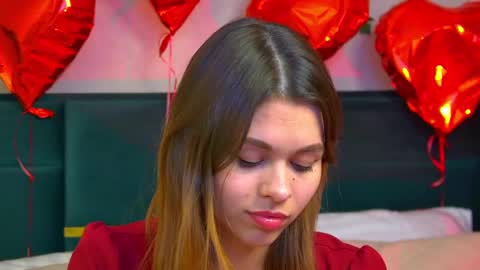 Polly online show from February 15, 2025, 2:04 am