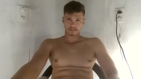 pollyster online show from February 1, 2026, 2:21 am