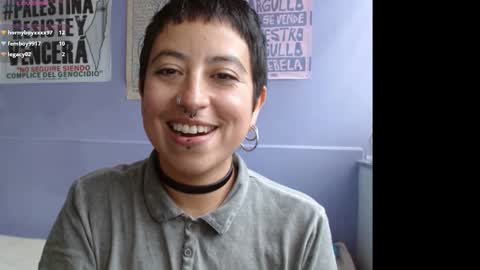 Snapshot of poly_mer chatting on February 4, 2025, 8:38 pm Poly online show from February 4, 2025, 8:38 pm