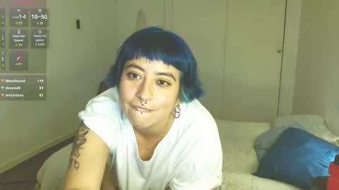 Poly online show from February 3, 2026, 2:53 am