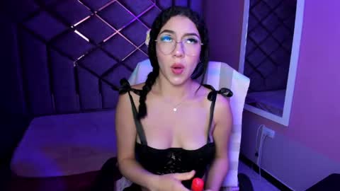 Snapshot of poly_sasha_ chatting on April 16, 2026, 3:40 am poly sasha online show from April 16, 2026, 3:40 am