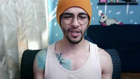 Snapshot of ponzothc chatting on November 1, 2025, 8:22 pm ponzothc online show from November 1, 2025, 8:22 pm