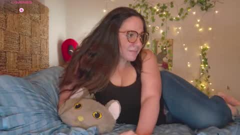 Emily at Home online show from November 14, 2025, 1:37 am