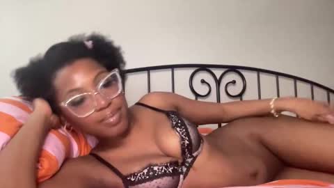 Snapshot of popasprincess chatting on May 29, 2026, 5:55 pm princess online show from May 29, 2026, 5:55 pm