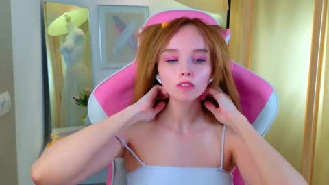 Snapshot of popjenny chatting on April 21, 2026, 12:33 pm Hi Daddy Im Jane online show from April 21, 2026, 12:33 pm