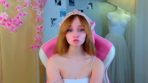 Snapshot of popjenny chatting on April 22, 2026, 1:23 pm Hi Daddy Im Jane online show from April 22, 2026, 1:23 pm