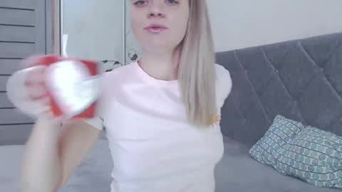 Snapshot of popkornmolli chatting on February 5, 2025, 9:15 am popkornmolli online show from February 5, 2025, 9:15 am