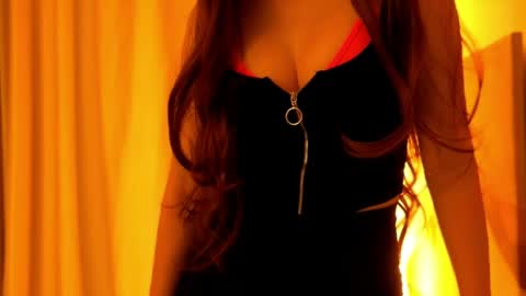 April online show from May 8, 2026, 6:35 pm