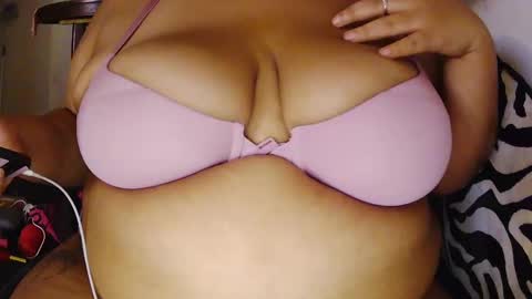 poppyprincess261371 online show from October 9, 2025, 4:21 am