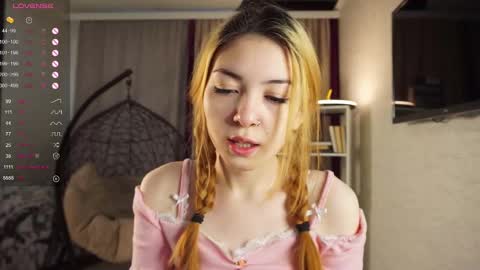Snapshot of popy_star chatting on March 5, 2025, 5:18 am Agnes online show from March 5, 2025, 5:18 am