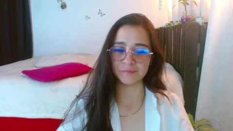 porcelainlux online show from January 9, 2025, 3:15 am