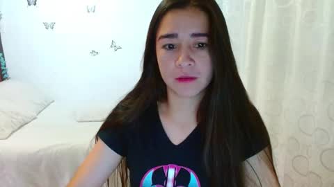 porcelainlux online show from March 3, 2025, 8:32 pm