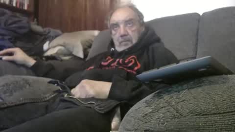 porkingit400 online show from February 13, 2025, 9:49 pm