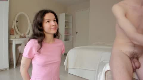 Bella  online show from January 18, 2025, 11:54 am