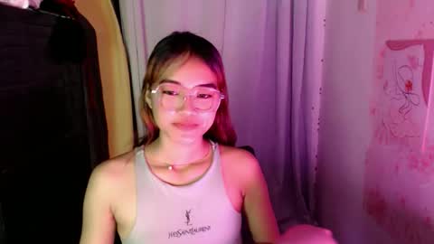 pornstar_kia online show from April 28, 2026, 11:04 am