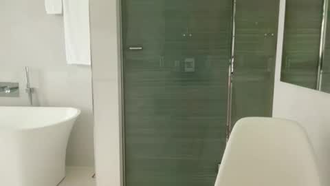 porntoyndr2 online show from October 3, 2025, 9:28 am