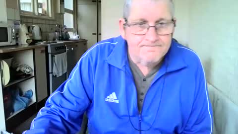 poshman65 online show from December 3, 2024, 3:11 pm