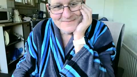 poshman65 online show from January 11, 2025, 12:40 pm