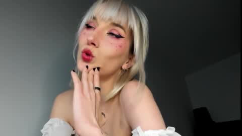 Snapshot of positivevibess chatting on March 3, 2025, 4:03 pm positivevibess online show from March 3, 2025, 4:03 pm