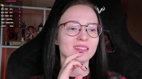 Robyn online show from April 4, 2026, 11:08 am