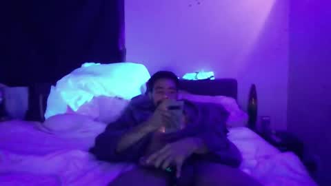 Snapshot of powercouple1208 chatting on November 14, 2025, 4:44 am powercouple1208 online show from November 14, 2025, 4:44 am