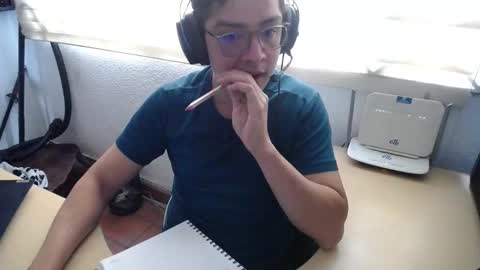 powerfulzeus2 online show from September 16, 2025, 5:36 pm