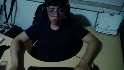 powerfulzeus2 online show from September 26, 2025, 4:49 am