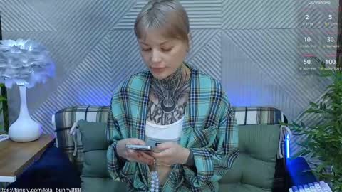 Snapshot of powerrr_ chatting on May 9, 2026, 5:23 am Lola online show from May 9, 2026, 5:23 am