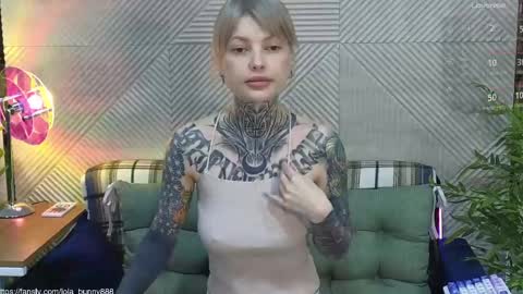 Snapshot of powerrr_ chatting on May 31, 2026, 4:31 am Lola online show from May 31, 2026, 4:31 am