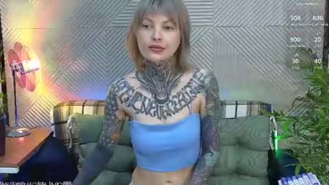 Snapshot of powerrr_ chatting on June 24, 2026, 4:33 am Lola online show from June 24, 2026, 4:33 am