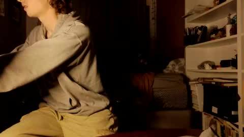 Snapshot of powertopbottom chatting on October 23, 2025, 4:45 am PowerSwitch online show from October 23, 2025, 4:45 am