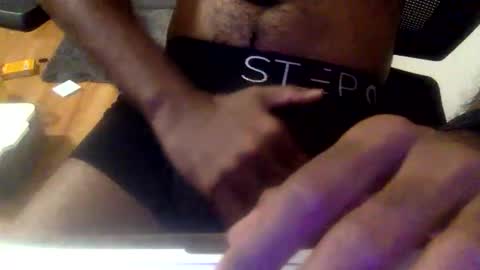 pradoman1234 online show from December 16, 2025, 8:08 am