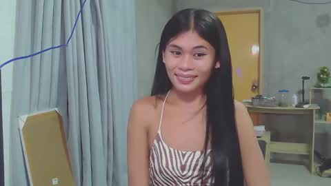 Snapshot of precious_athena chatting on February 10, 2025, 12:29 pm precious_athena online show from February 10, 2025, 12:29 pm