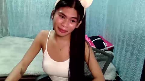 Snapshot of precious_athena chatting on October 25, 2025, 10:34 am precious_athena online show from October 25, 2025, 10:34 am