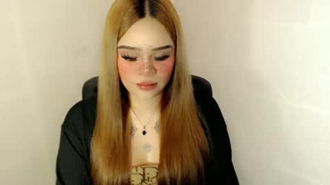 MAXXINE online show from September 27, 2025, 3:22 am