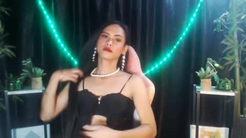 preciouscock69_krystine online show from April 15, 2026, 3:46 am