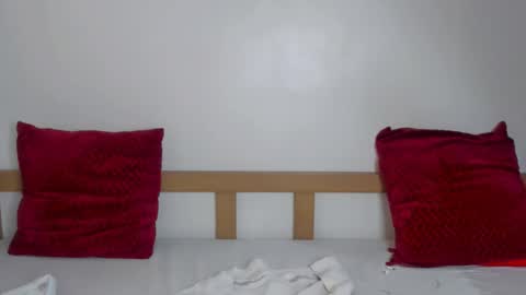 Paula online show from November 12, 2025, 2:23 am