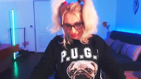 Snapshot of preggyhotmommy chatting on January 2, 2025, 9:50 pm Victoria online show from January 2, 2025, 9:50 pm