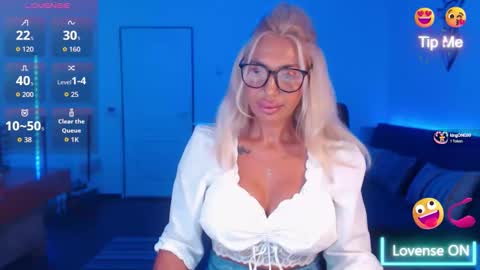 Snapshot of preggyhotmommy chatting on September 13, 2025, 7:24 pm Victoria online show from September 13, 2025, 7:24 pm