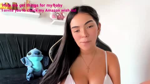 Snapshot of pregnant_sweet1 chatting on December 16, 2024, 2:27 pm Angelly online show from December 16, 2024, 2:27 pm