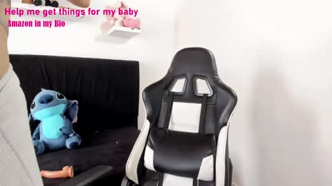 Snapshot of pregnant_sweet1 chatting on January 5, 2025, 3:02 pm Angelly online show from January 5, 2025, 3:02 pm