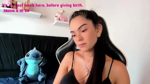 Snapshot of pregnant_sweet1 chatting on January 16, 2025, 2:30 pm Angelly online show from January 16, 2025, 2:30 pm