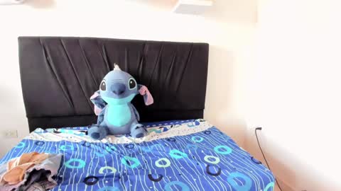 Snapshot of pregnant_sweet1 chatting on January 22, 2025, 11:23 am Angelly online show from January 22, 2025, 11:23 am