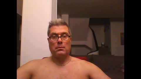 prendimisubito online show from November 12, 2025, 1:17 am