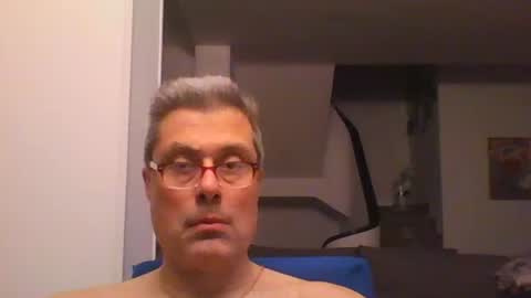 Snapshot of prendimisubito chatting on April 24, 2026, 11:29 pm prendimisubito online show from April 24, 2026, 11:29 pm