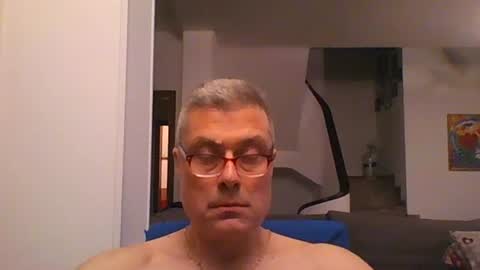 Snapshot of prendimisubito chatting on May 10, 2026, 10:37 pm prendimisubito online show from May 10, 2026, 10:37 pm