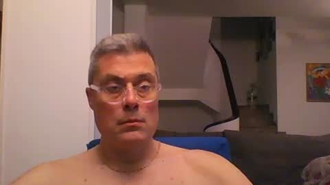Snapshot of prendimisubito chatting on May 23, 2026, 8:13 pm prendimisubito online show from May 23, 2026, 8:13 pm