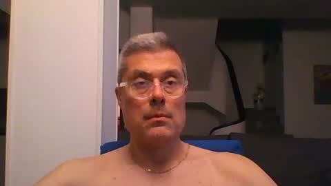 Snapshot of prendimisubito chatting on May 26, 2026, 10:17 pm prendimisubito online show from May 26, 2026, 10:17 pm