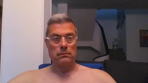 Snapshot of prendimisubito chatting on June 2, 2026, 8:49 am prendimisubito online show from June 2, 2026, 8:49 am