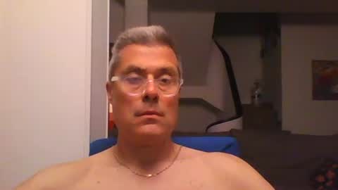 Snapshot of prendimisubito chatting on June 4, 2026, 11:00 pm prendimisubito online show from June 4, 2026, 11:00 pm